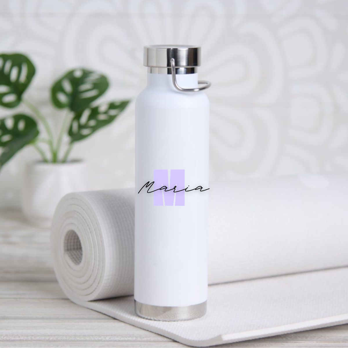 22oz Vacuum Insulated Water Bottle — Personalized Lavender Initial & Script Name